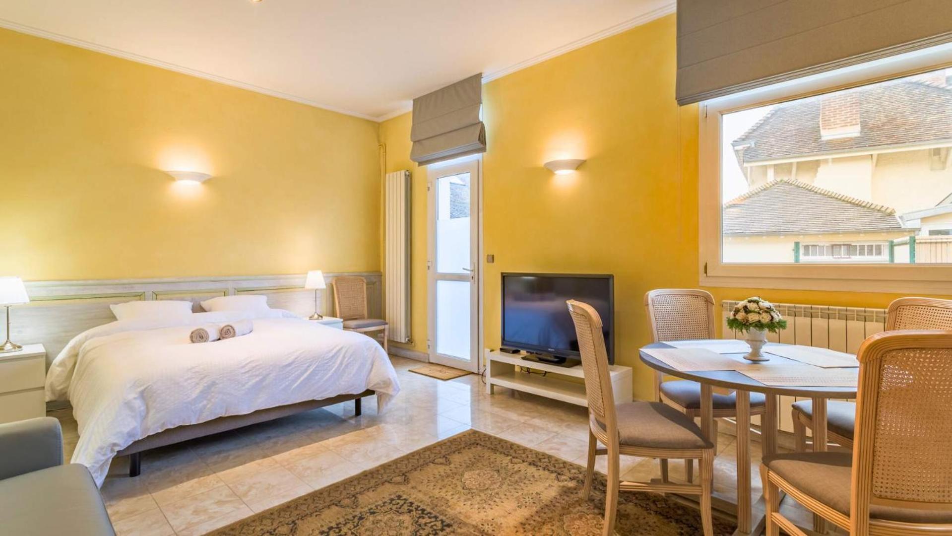 Le Saphir - Confort - Proche Mag Outlet Troyes - Parking Gratuit Pont-Sainte-Marie Dış mekan fotoğraf